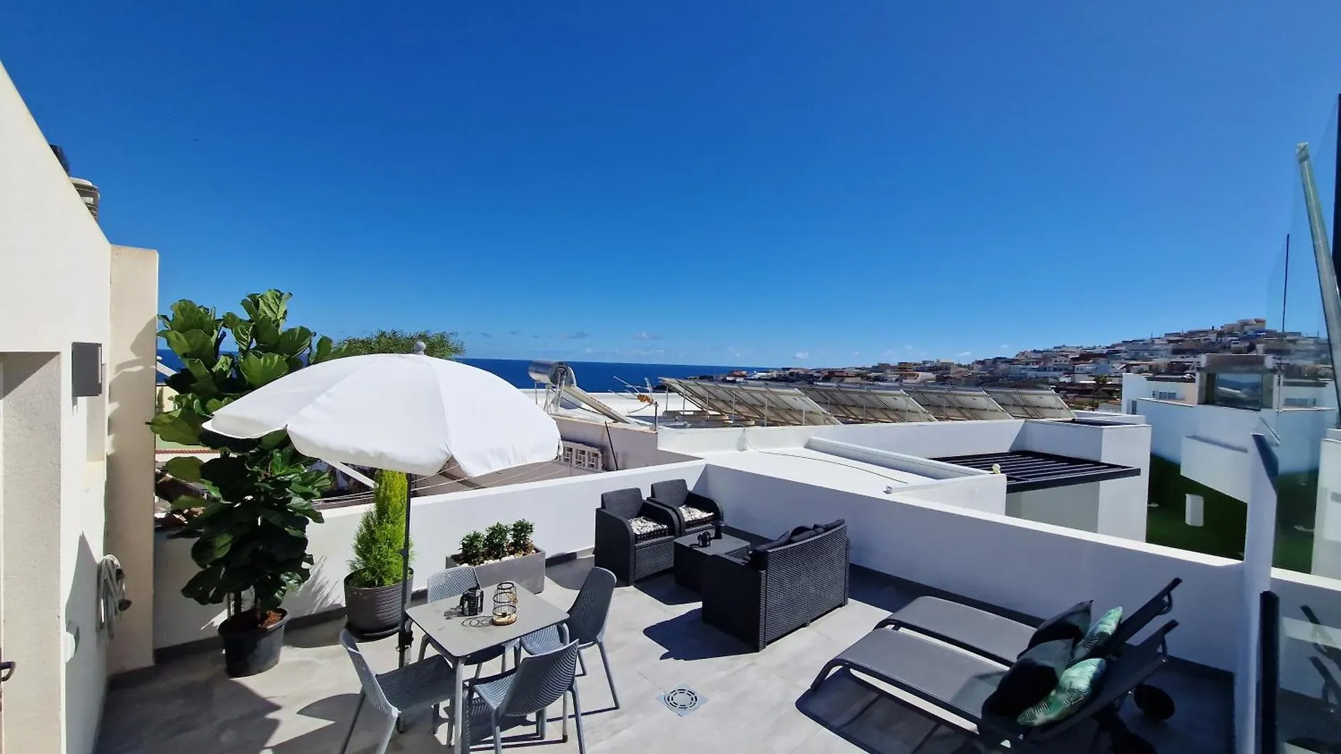 Ocean Surf Suite Playa Del Hombre 0*,